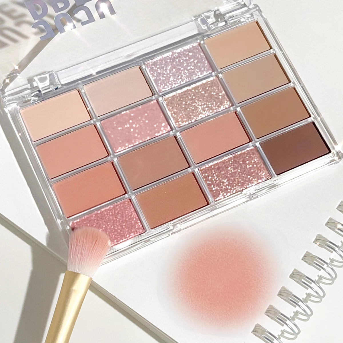 16-Color Eyeshadow Palette – Matte & Pearlescent Shades